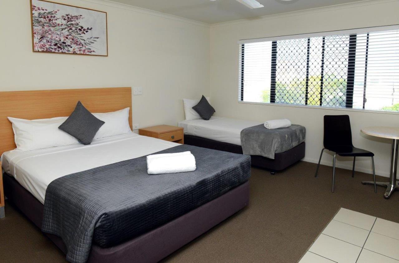 Summit Motel Townsville Eksteriør bilde